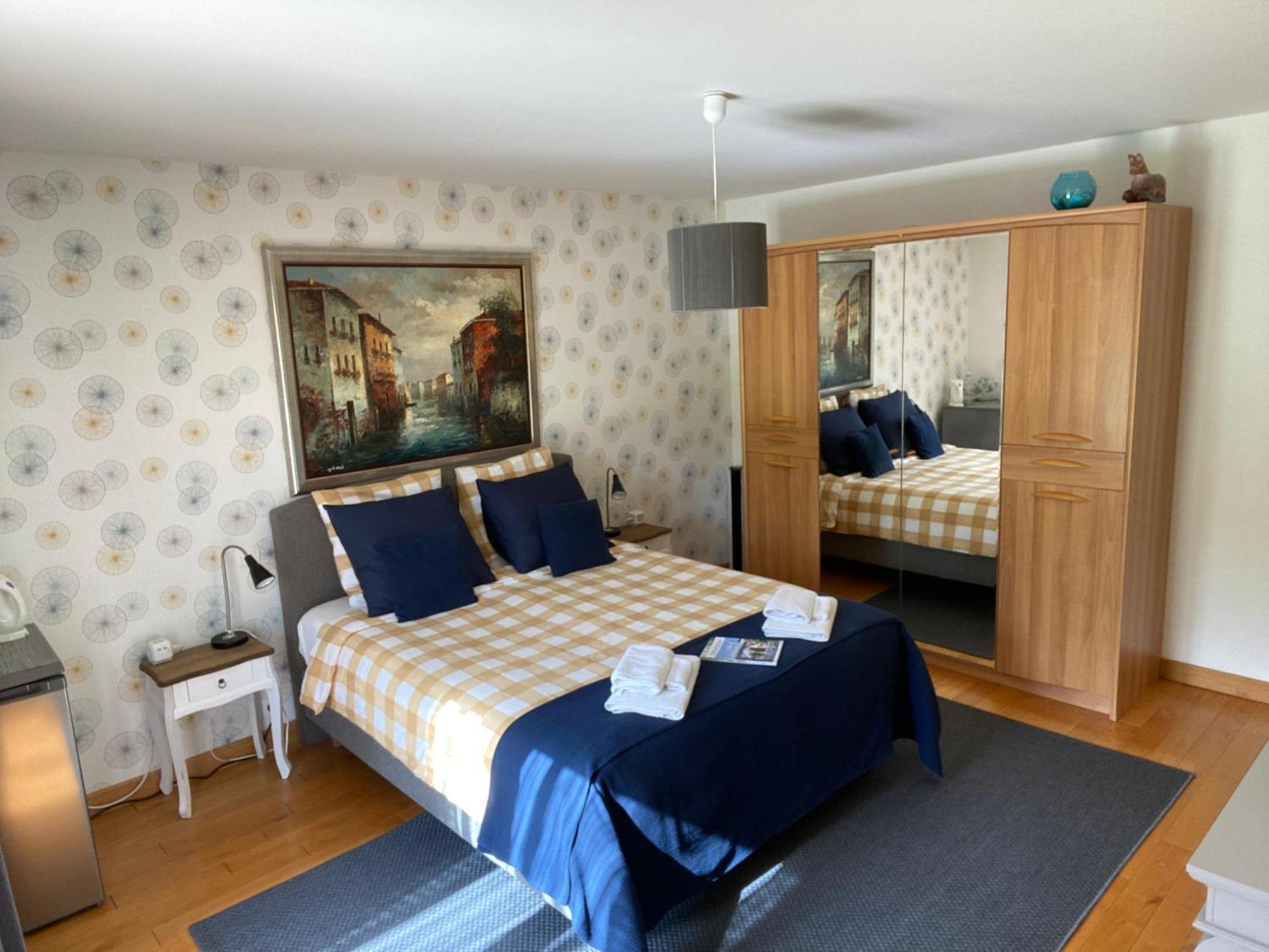 Aux Trois Muriers Villeneuve-sur-Lot Exterior photo